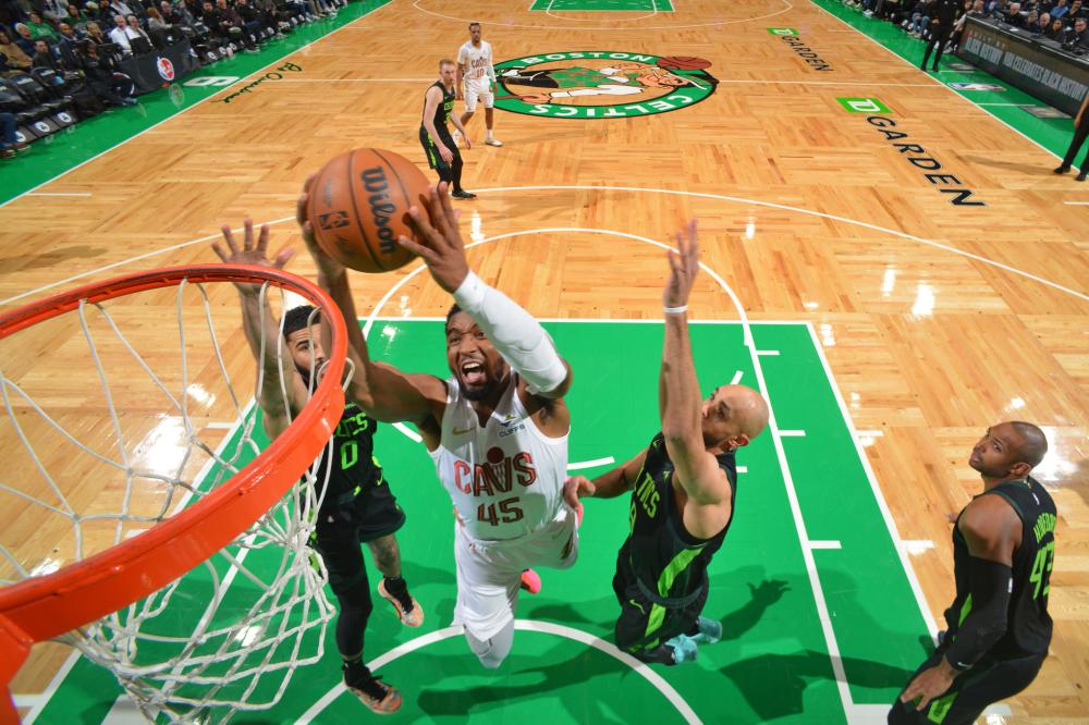 战术调整迫 战术调整迫