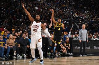 助威视频中 助威视频中