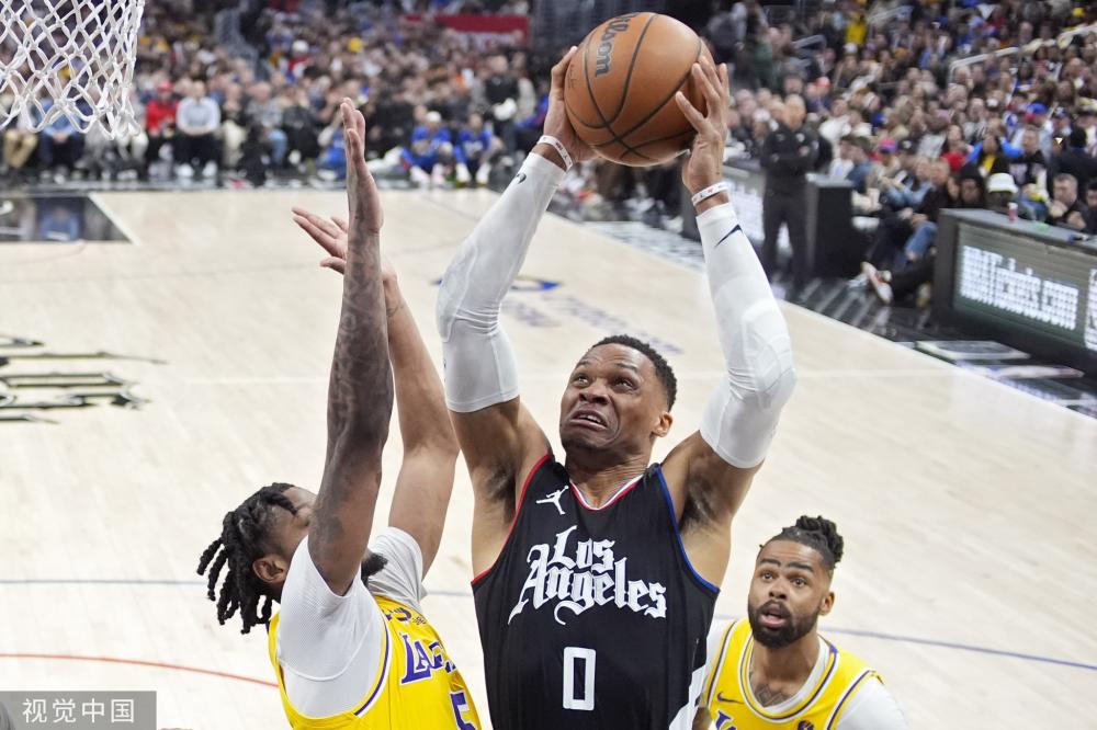 官方：布莱顿19岁中场亚尔库耶租借加盟英冠斯旺西