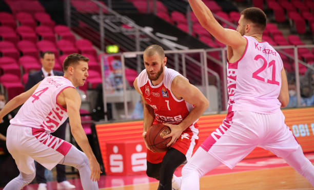 的扬尼斯 的扬尼斯