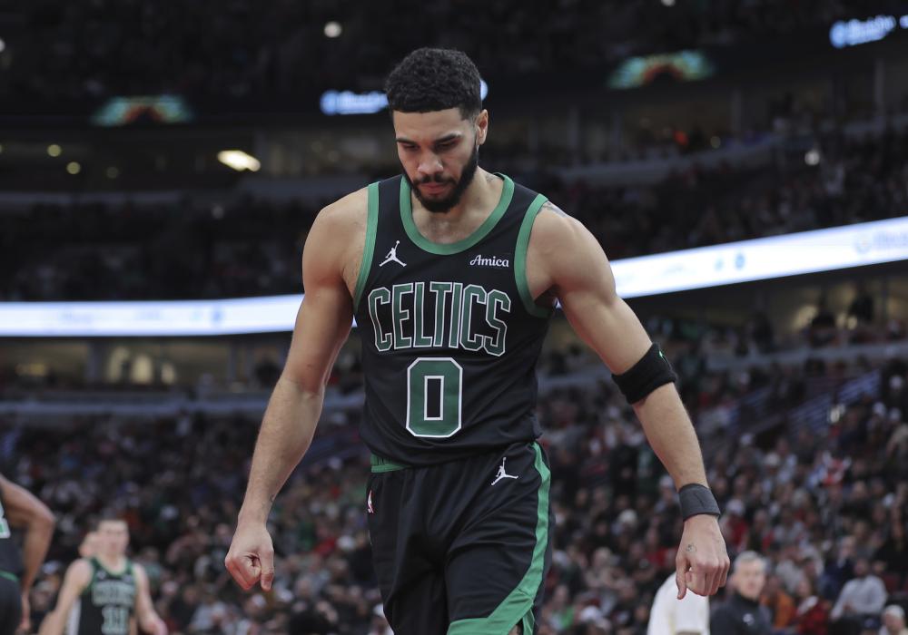 中脱颖而出 中脱颖而出